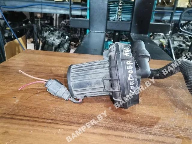 Насос продувки катализатора к Audi A3, 2004 г.