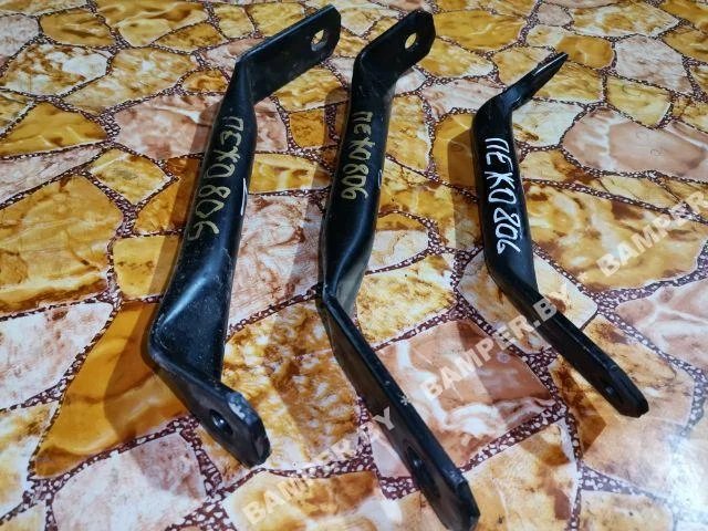 Кронштейн подрамника к Peugeot Expert, 2001 г.