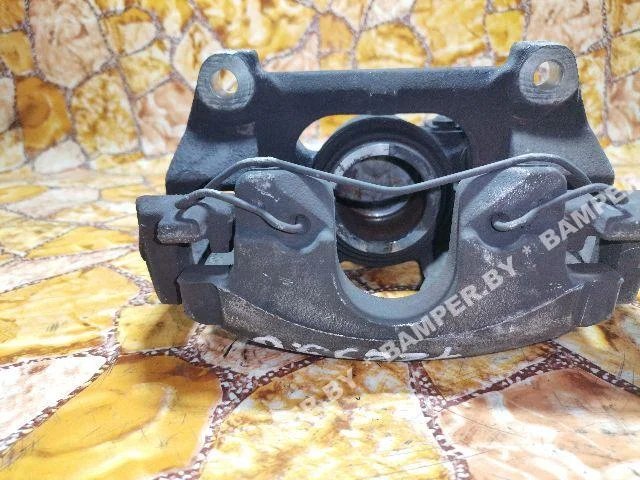 Суппорт передний правый к Renault Laguna, 2004 г.