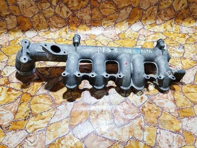 Коллектор впускной к Volvo 850, 2000 г.