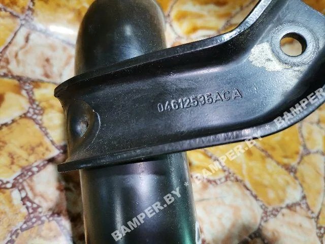 Патрубок интеркулера к Chrysler Voyager 3, 1999 г.