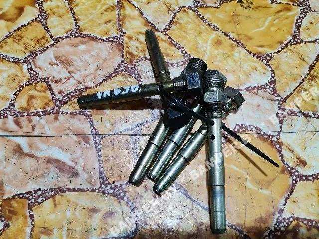 Масляная форсунка к Chrysler Voyager, 1999 г.
