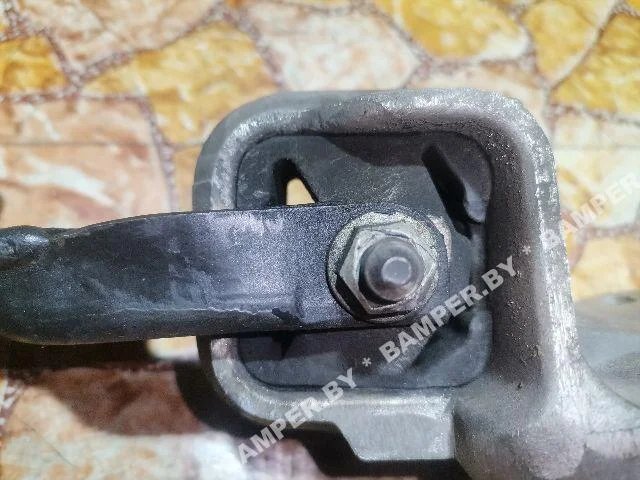 Подушка крепления двигателя к Opel Sintra, 1999 г.