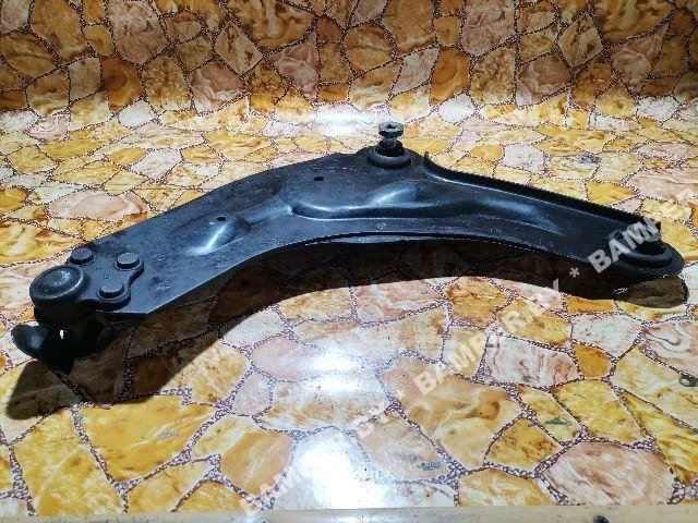 Рычаг передний правый к Nissan Primastar, 2004 г.