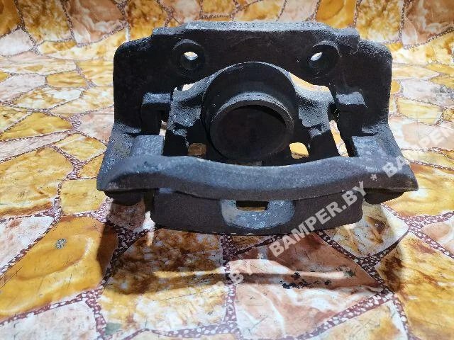 Суппорт передний левый к Peugeot 406, 1999 г.