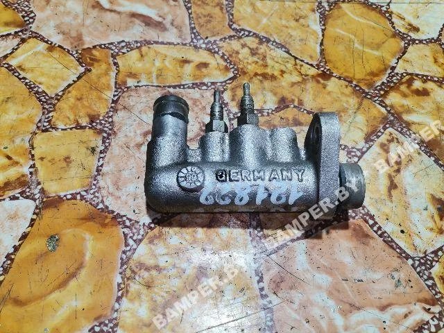 Подогреватель охлаждающей жидкости (антифриза) к Volvo 850, 2000 г.