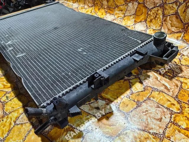 Радиатор (основной) к Opel Signum, 2003 г.