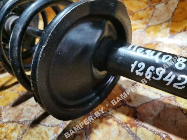 Стойка передняя правая к Lancia Zeta, 2000 г.