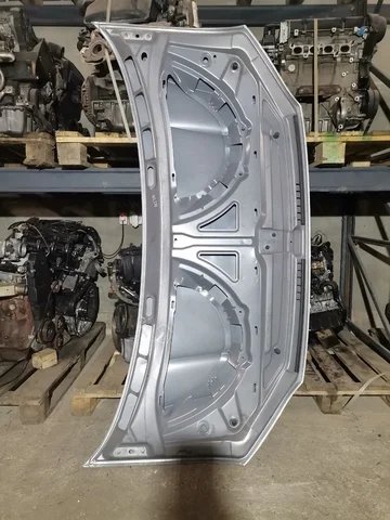 Капот к Volkswagen Crafter 2, 2018 г.