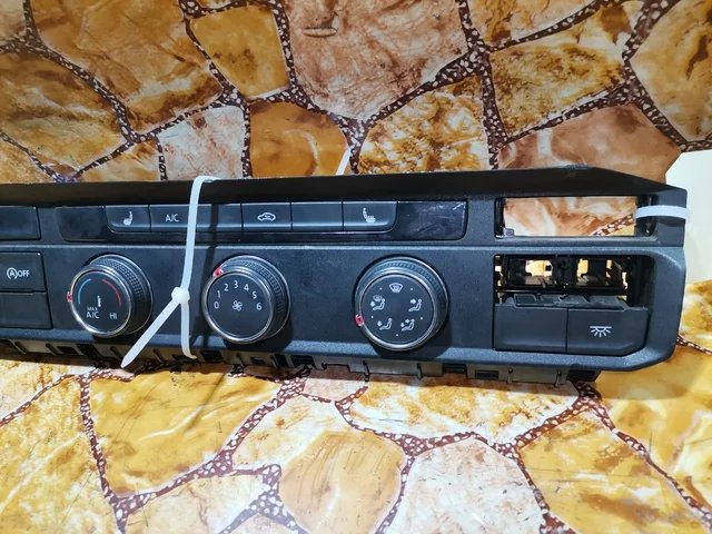 Блок управления печки/климат-контроля к Volkswagen Crafter 2, 2018 г.
