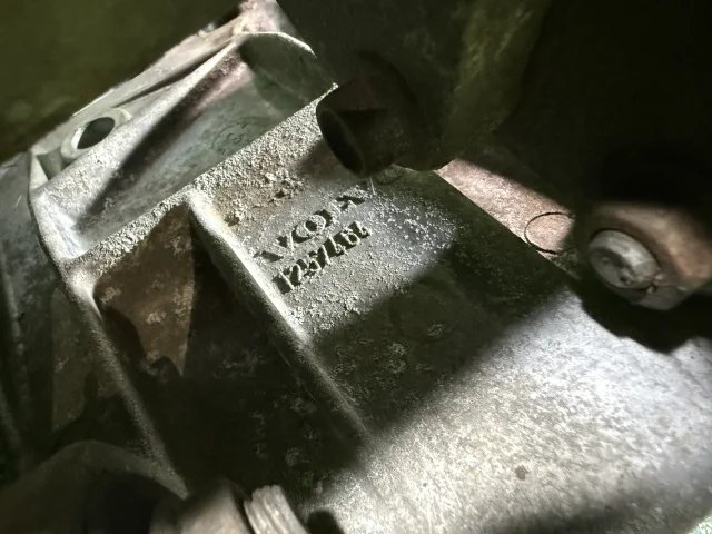 Компрессор кондиционера к Volvo 760, 1996 г.