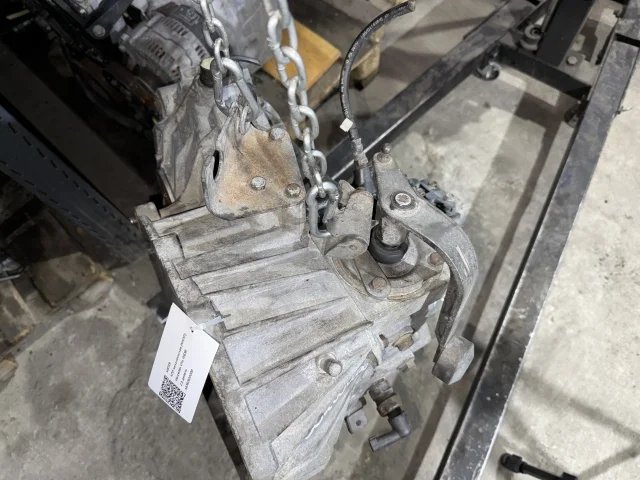 КПП механическая (МКПП) к Mercedes Vito W638, 1999 г.