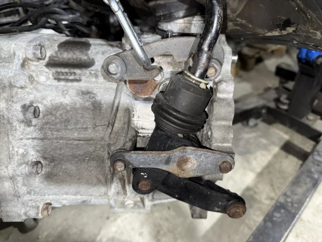 КПП механическая (МКПП) к Nissan Terrano, 2003 г.