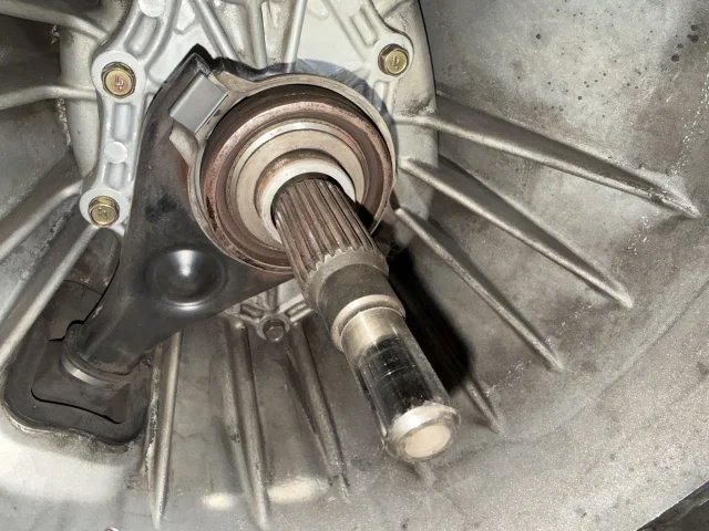 КПП механическая (МКПП) к Nissan Terrano, 2003 г.