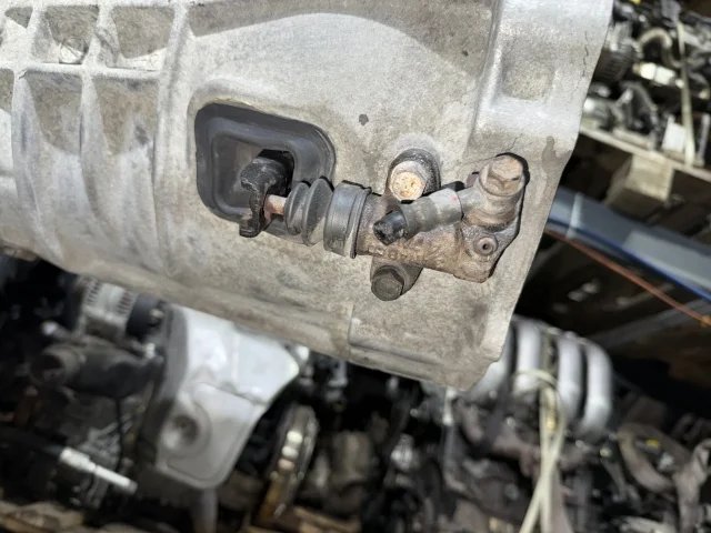 КПП механическая (МКПП) к Nissan Terrano, 2003 г.