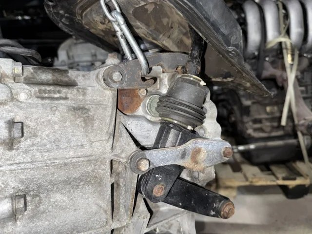 КПП механическая (МКПП) к Nissan Terrano, 2003 г.