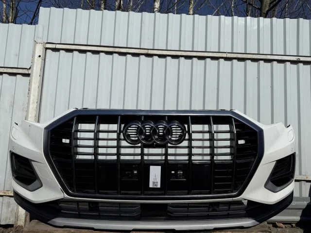 Бампер передний к Audi Q3, 2020 г.