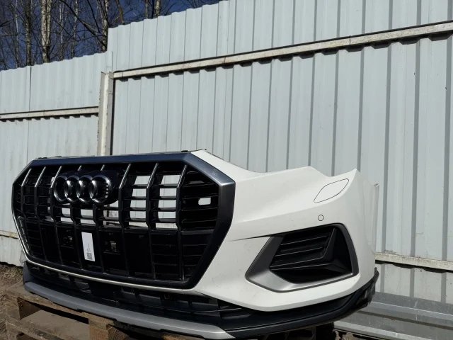 Бампер передний к Audi Q3, 2020 г.