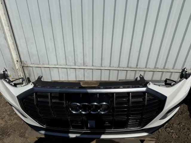 Бампер передний к Audi Q3, 2020 г.