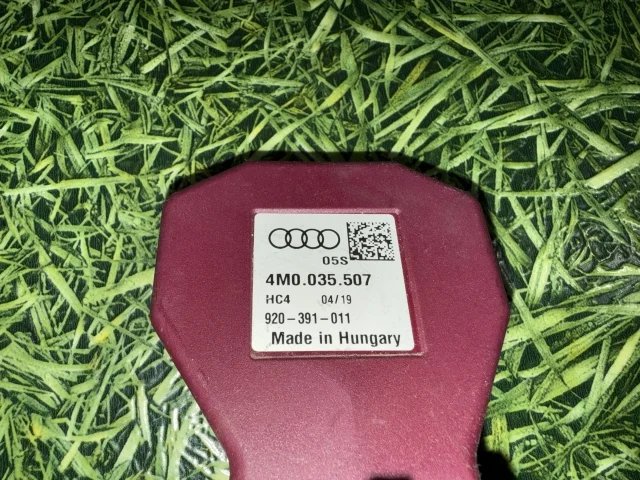 Антенна к Audi Q3, 2020 г.
