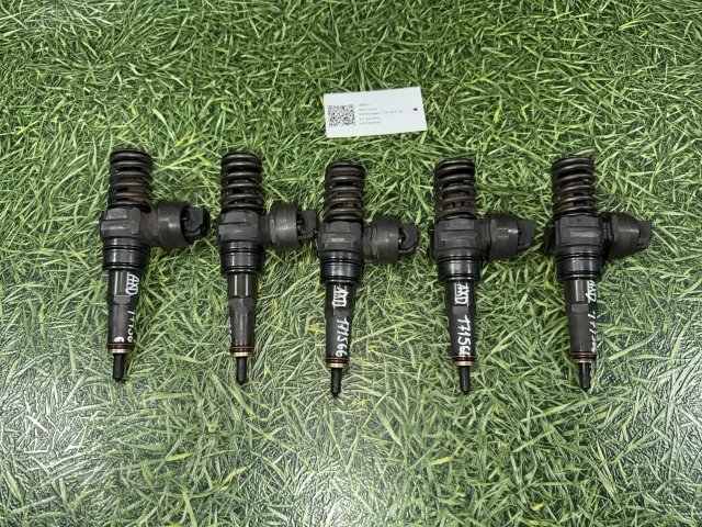 Форсунка к Volkswagen Touareg, 2005 г.