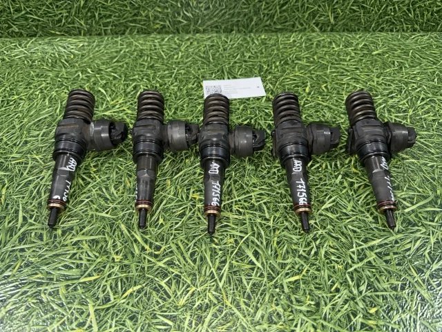 Форсунка к Volkswagen Touareg, 2005 г.
