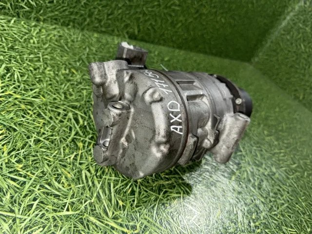 Компрессор кондиционера к Volkswagen Touareg, 2005 г.