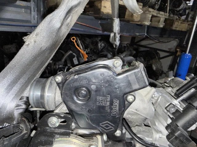 Двигатель к Renault Scenic, 2011 г.
