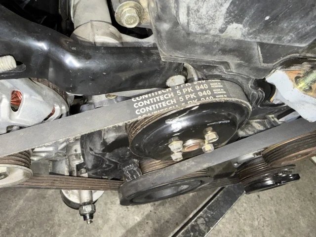 Двигатель к Mitsubishi Grandis, 2003 г.
