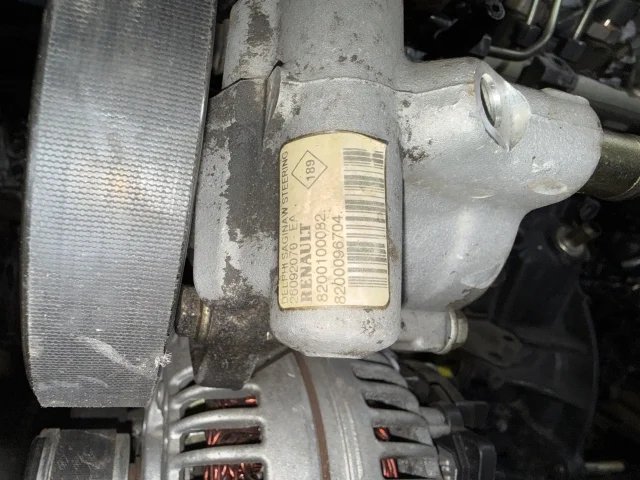 Двигатель к Renault Laguna, 2004 г.