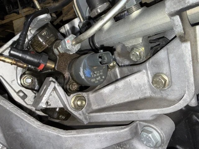 Двигатель к Renault Laguna, 2004 г.