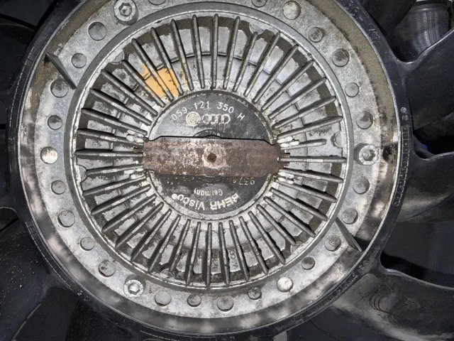 Двигатель к Audi A4, 2004 г.