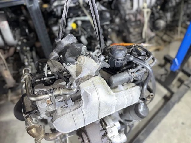 Двигатель к Volkswagen Crafter, 2009 г.