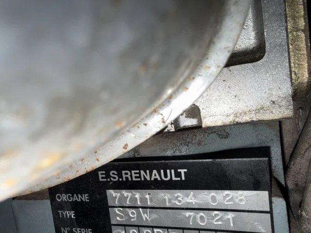 Двигатель к Renault Master, 2000 г.