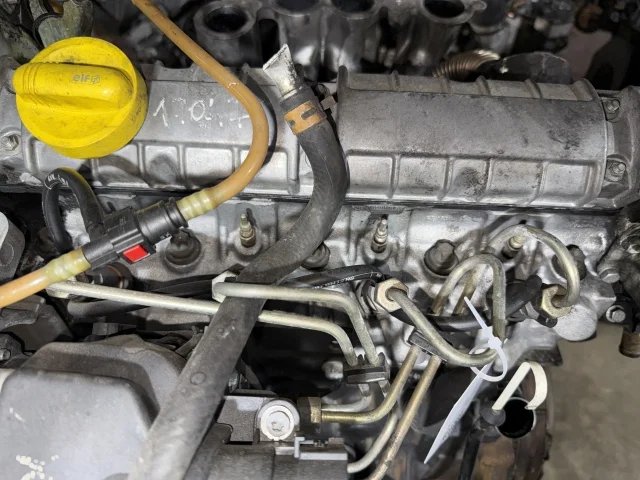 Двигатель к Renault Megane, 2000 г.