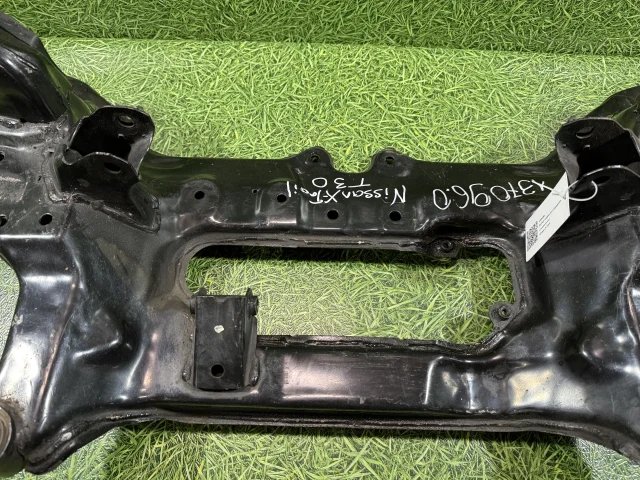 Балка подвески передняя (подрамник) к Nissan X-Trail, 2006 г.