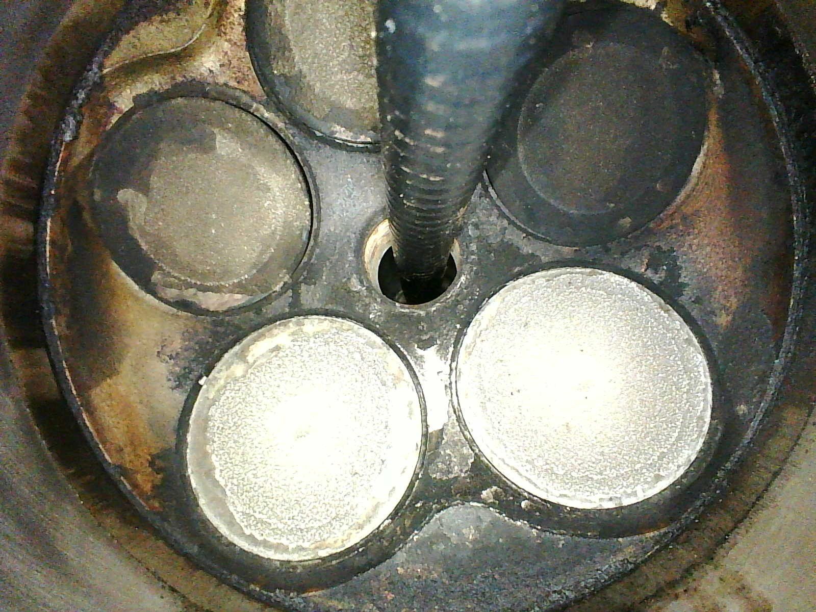 Двигатель к Audi A4, 2002 г.
