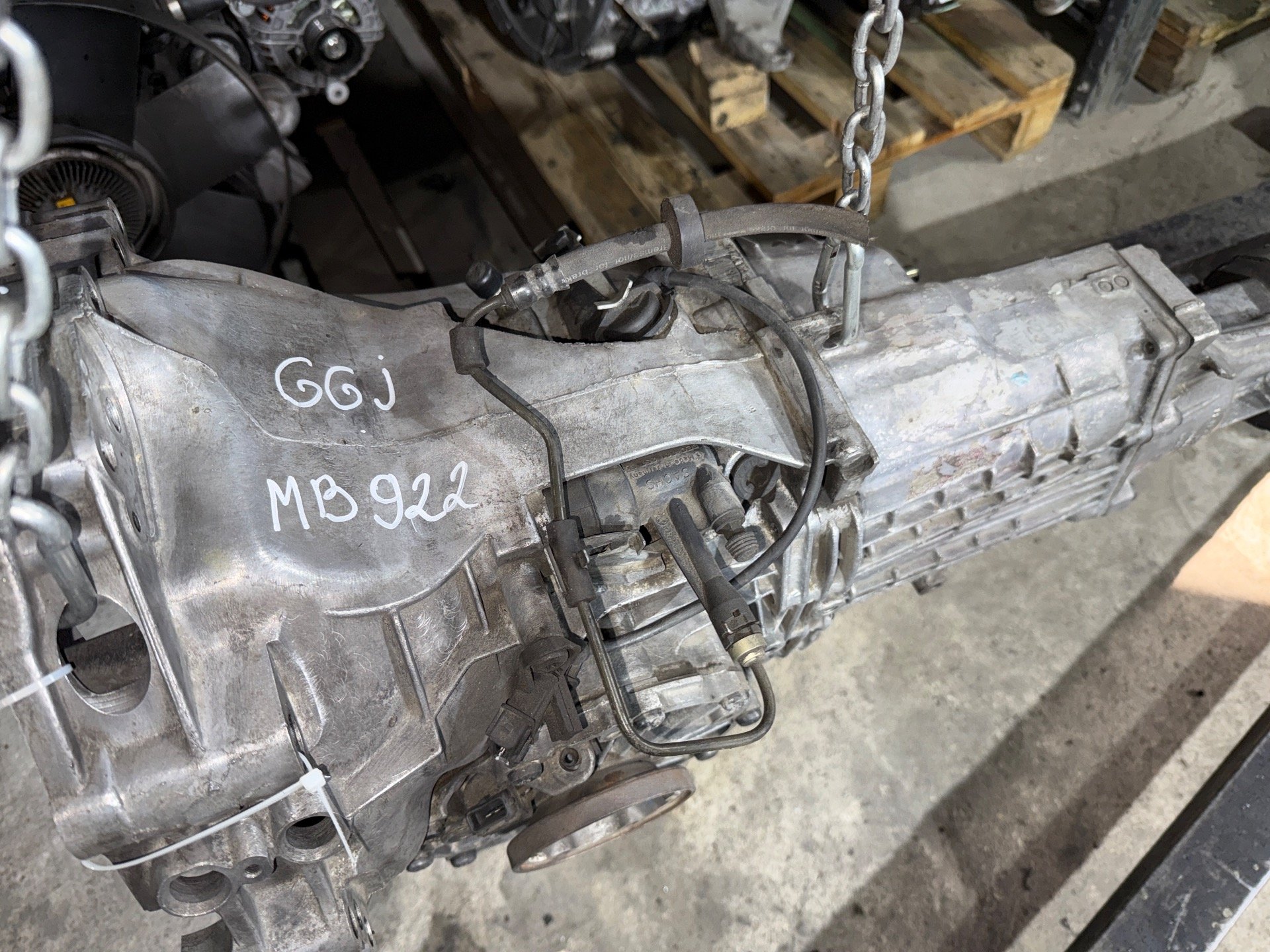 КПП механическая (МКПП) к Audi A6, 2003 г.