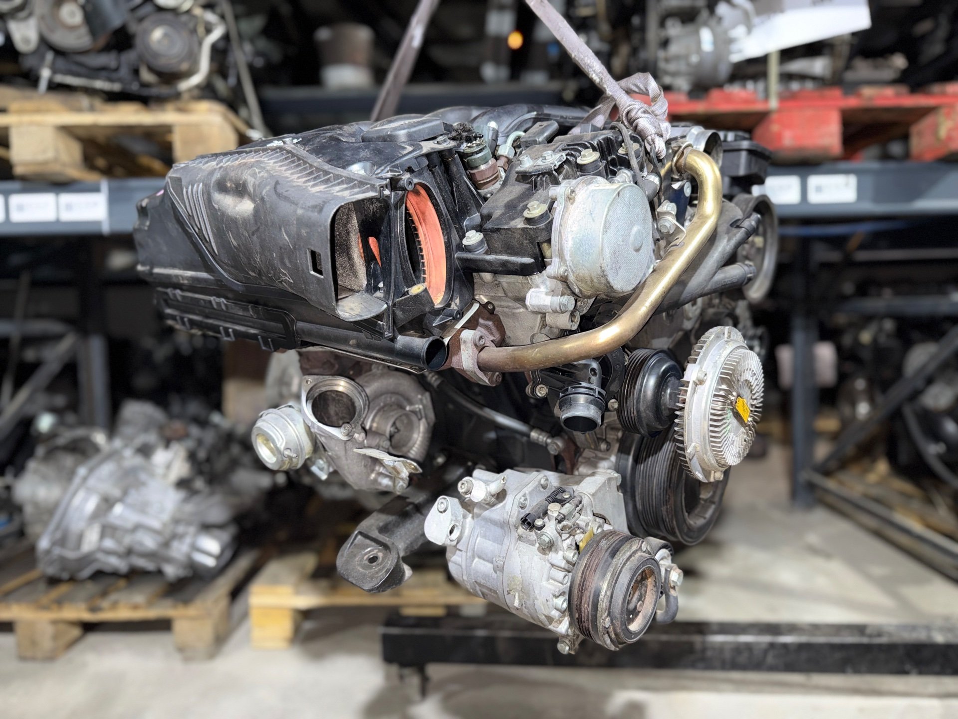 Двигатель к BMW X5 E53, 2004 г.