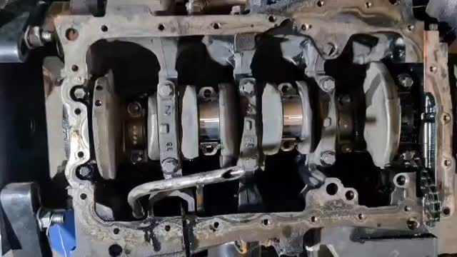 Замена шатунных вкладышей 
Renault Trafic, 1.9, дизель
Номер запчасти: F9Q760, F9QU760
